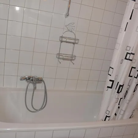 Daire Mit Einem Schlafzimmer *